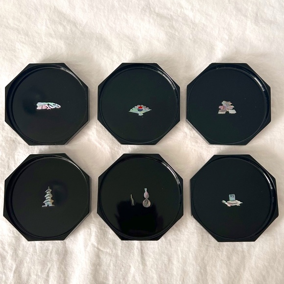 Vintage Black Lacquer Mother Of Pearl Set Of Six (6) Coasters Made in Korea - Picture 1 of 8